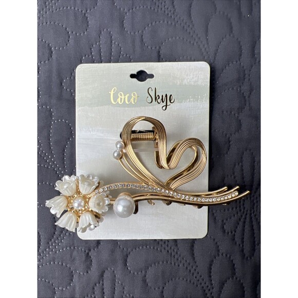 Coco Skye Faux Pearl Opal Flower ,Metal Hair Claw,Hair Claw Clips For Thick Hair - Picture 1 of 6